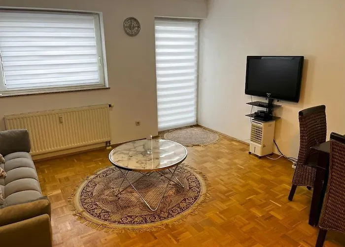 Aparment In Popular Neighborhood