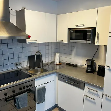 Aparment In Popular Neighborhood Lejlighed *