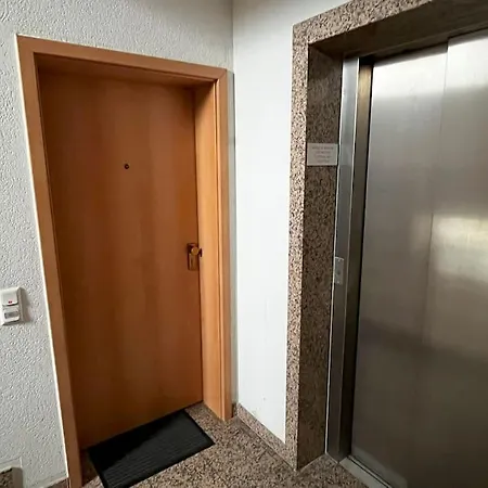 Aparment In Popular Neighborhood Lejlighed *