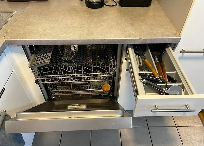 Lejlighed Aparment In Popular Neighborhood *